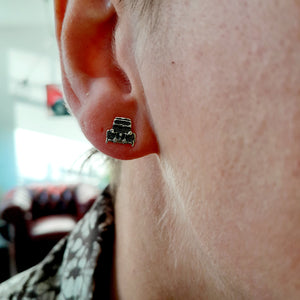 2cv front earstuds