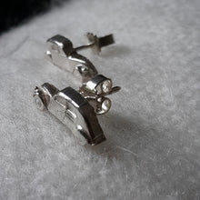 Load image into Gallery viewer, Car earring z-scale