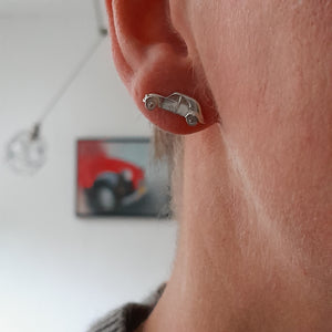 Car earring z-scale