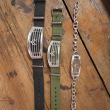 Load image into Gallery viewer, 2cv grill bracelet