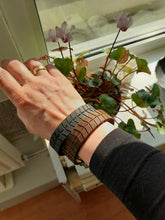 Load image into Gallery viewer, Leather tiretrack bracelet