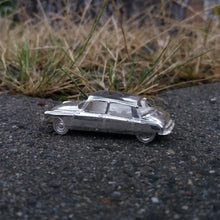 Load image into Gallery viewer, Citroen ID19 1:87 sterling silver
