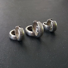 Load image into Gallery viewer, Tire profil earrings