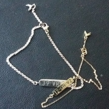 Cargar imagen en el visor de la galería, License plate bracelet or necklace
