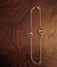 Load image into Gallery viewer, Logo bracelet