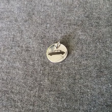 Cargar imagen en el visor de la galería, Citroën DS silhouette pendant silver jewel