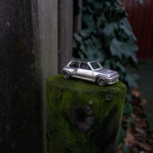 Charger l&#39;image dans la galerie, detailed sterling silver Renault 5 turbo