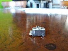 Load image into Gallery viewer, HY van Citroën pendant in 1:220 scale silver