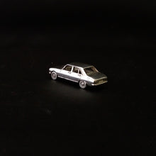 Load image into Gallery viewer, Peugeot 504 1:160
