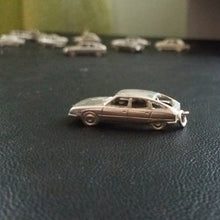 Load image into Gallery viewer, Citroen CX 1:148