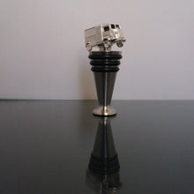 Laden Sie das Bild in den Galerie-Viewer, HY van silver on stainless steel bottle stopper