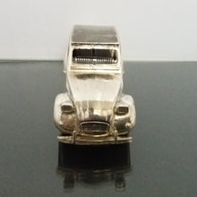 Cargar imagen en el visor de la galería, Citroen 2cv 1:43 solid silver