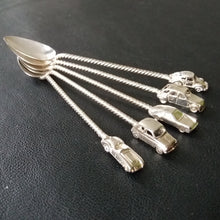 Laden Sie das Bild in den Galerie-Viewer, Silver car spoons in espresso spoon size oldtimers