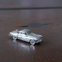 Load image into Gallery viewer, Car models in 1:220 z-scale