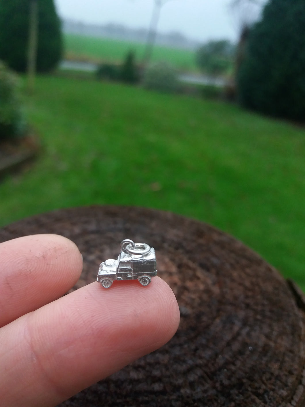 Landrover charm