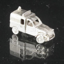Charger l&#39;image dans la galerie, Citroen AK wegenwacht miniature silver